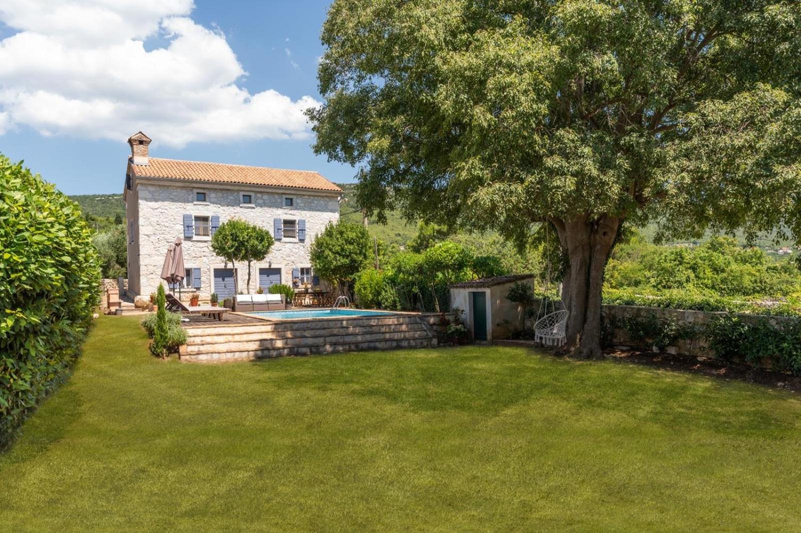 Villa Lauriana Diminići Dış mekan fotoğraf